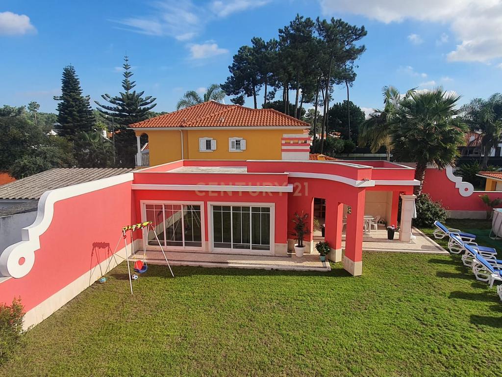 Moradia Premium Isolada situada na avenida da Verdizela ( LUXO ) - Image 3
