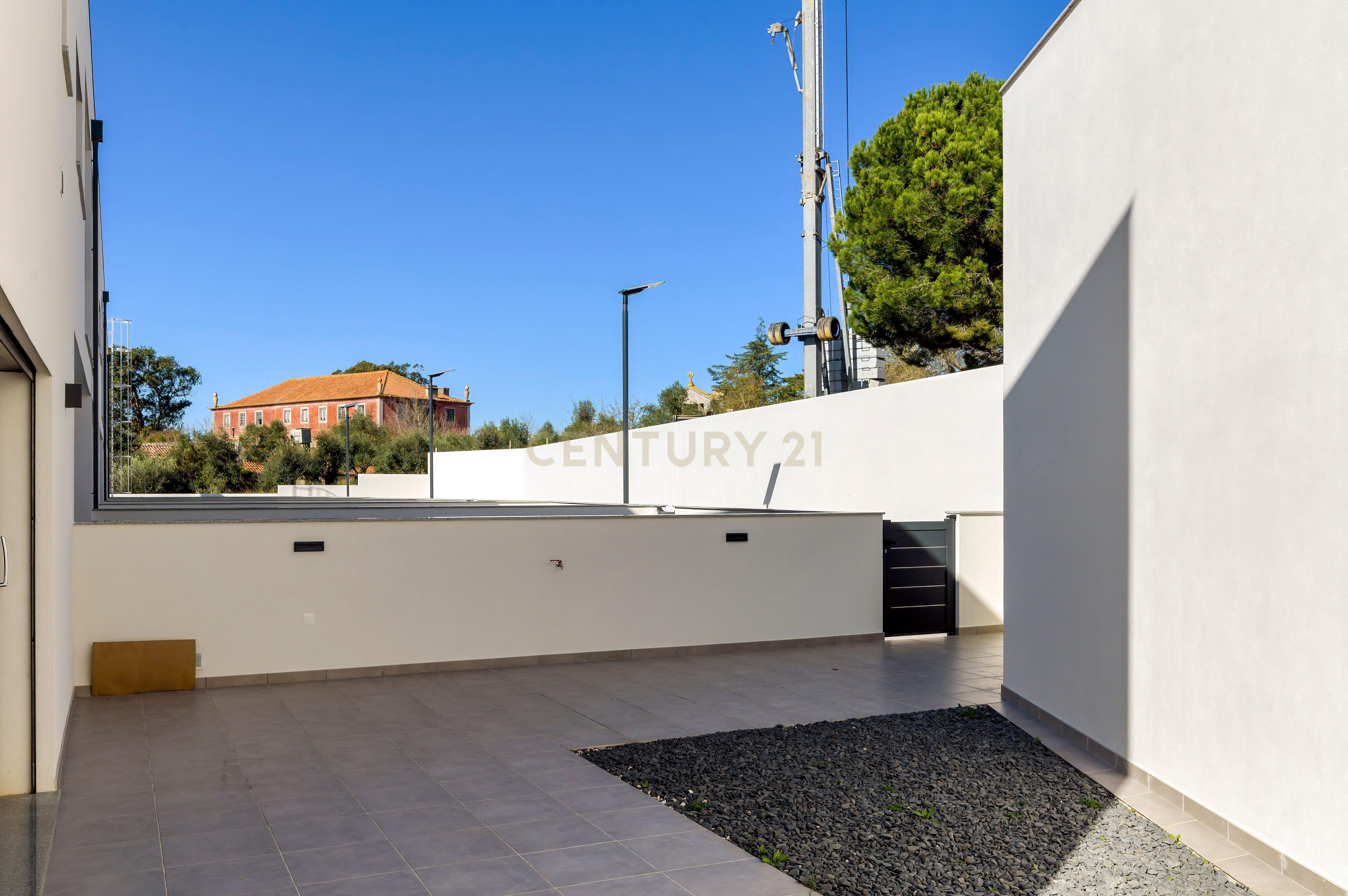 Condomínio Villas Mor || Moradia T4 - Segmento de Luxo || Aveiras de Cima || OBRA NOVA - Image 8