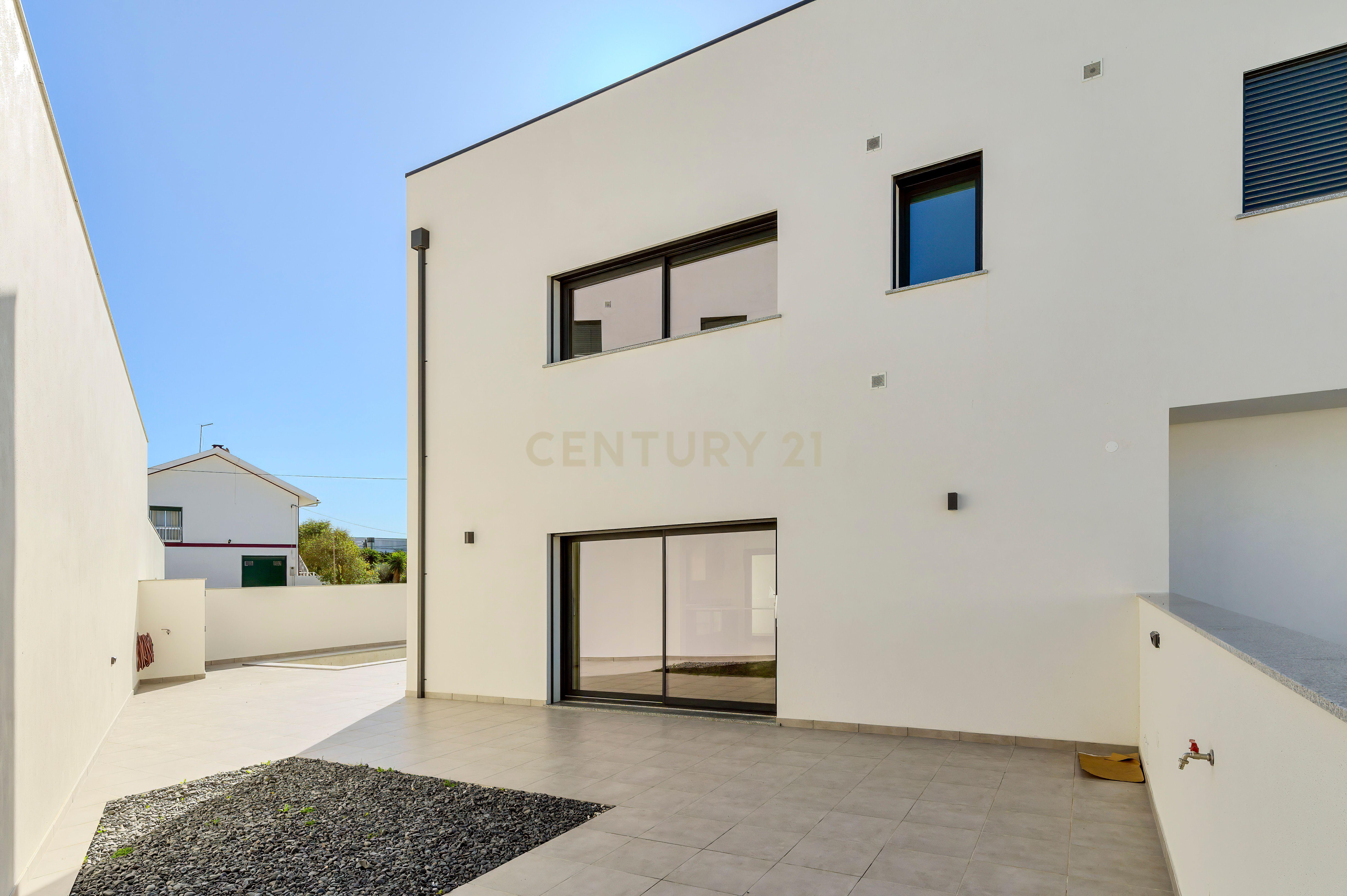 Condomínio Villas Mor || Moradia T4 - Segmento de Luxo || Aveiras de Cima || OBRA NOVA - Image 10