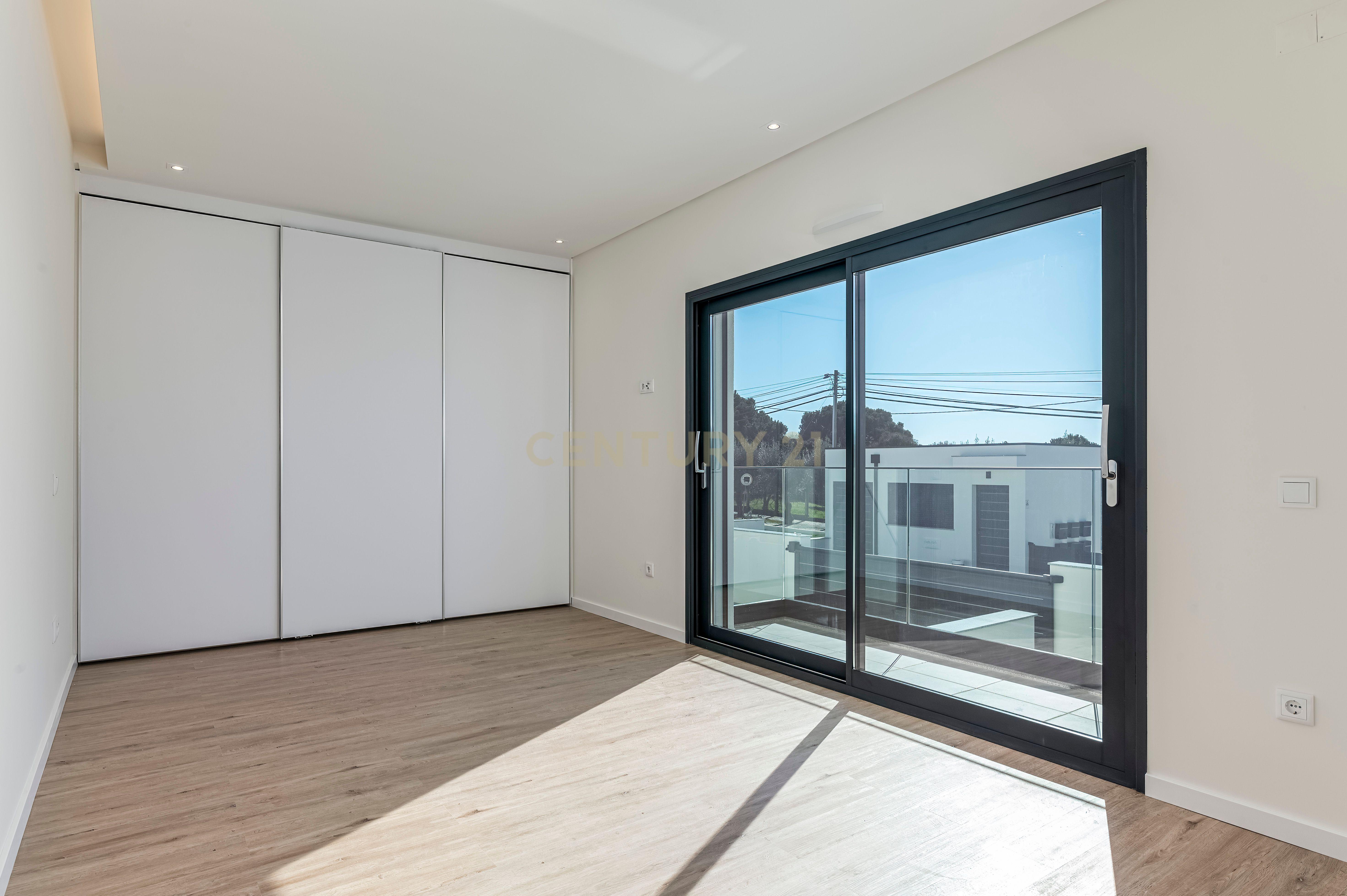 Condomínio Villas Mor || Moradia T4 - Segmento de Luxo || Aveiras de Cima || OBRA NOVA - Image 16