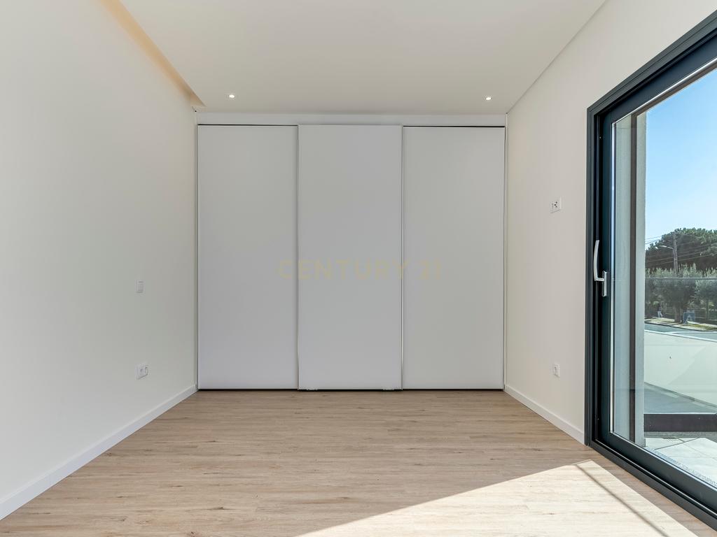 Condomínio Villas Mor || Moradia T4 - Segmento de Luxo || Aveiras de Cima || OBRA NOVA - Image 20