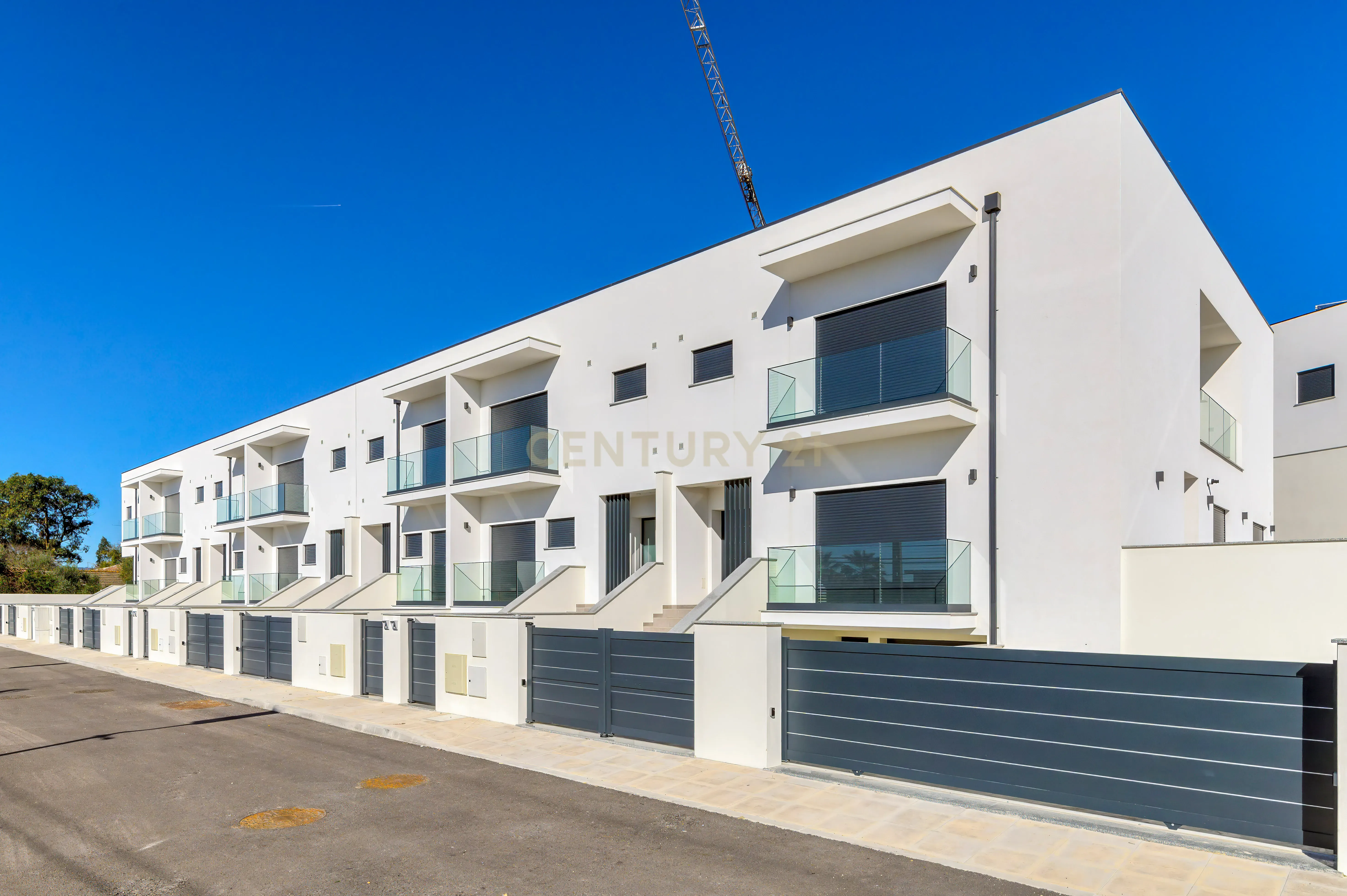 Condomínio Villas Mor || Moradia T4 - Segmento de Luxo || Aveiras de Cima || OBRA NOVA - Image 2