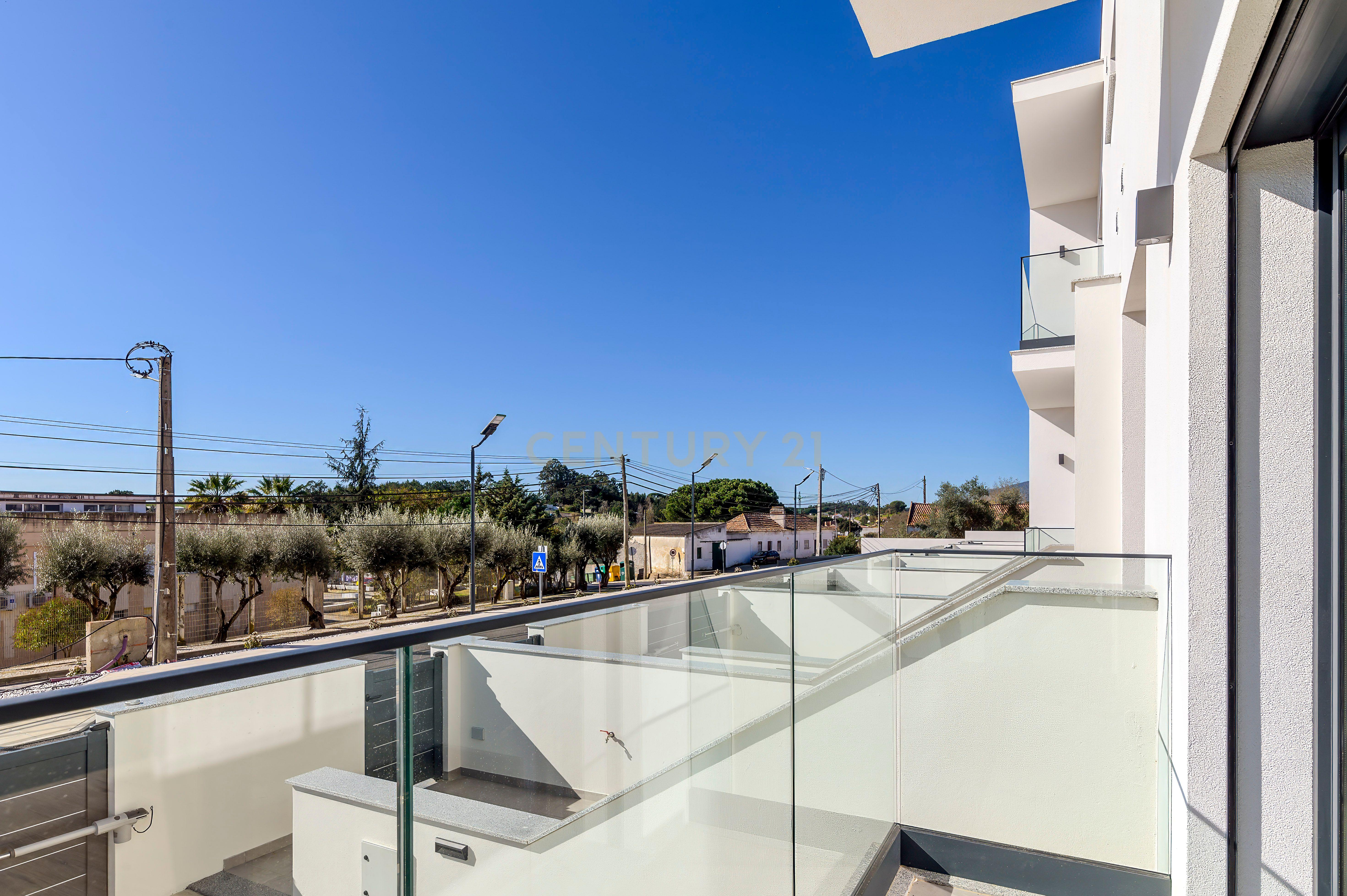 Condomínio Villas Mor || Moradia T4 - Segmento de Luxo || Aveiras de Cima || OBRA NOVA - Image 22