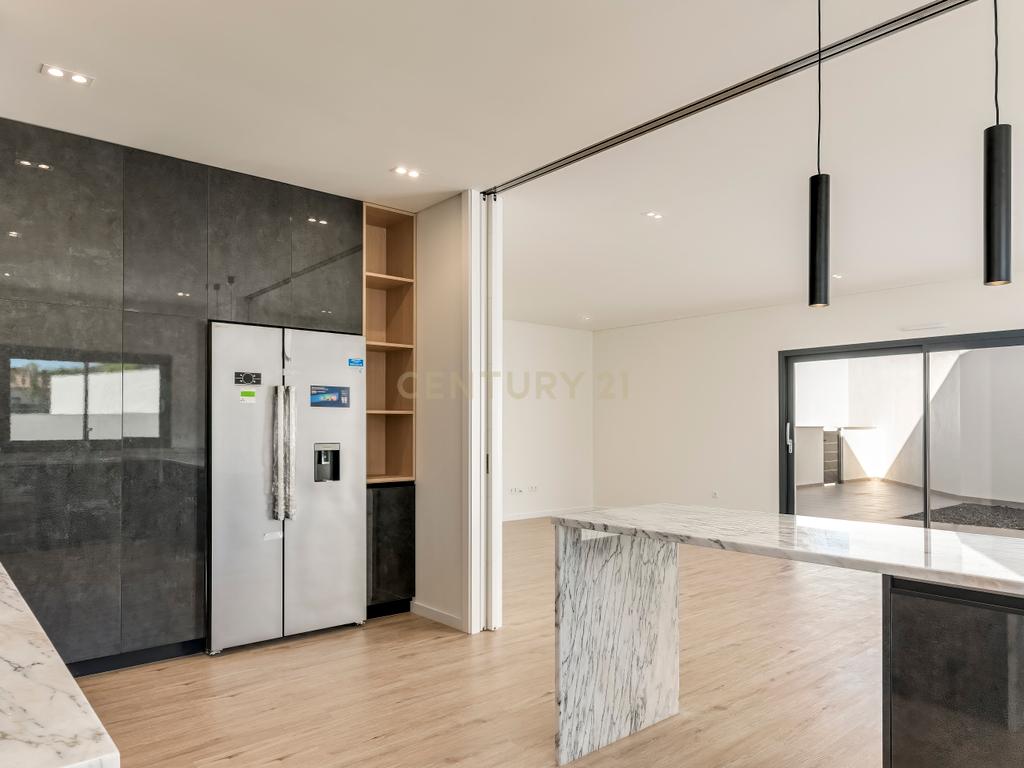 Condomínio Villas Mor || Moradia T4 - Segmento de Luxo || Aveiras de Cima || OBRA NOVA - Image 32