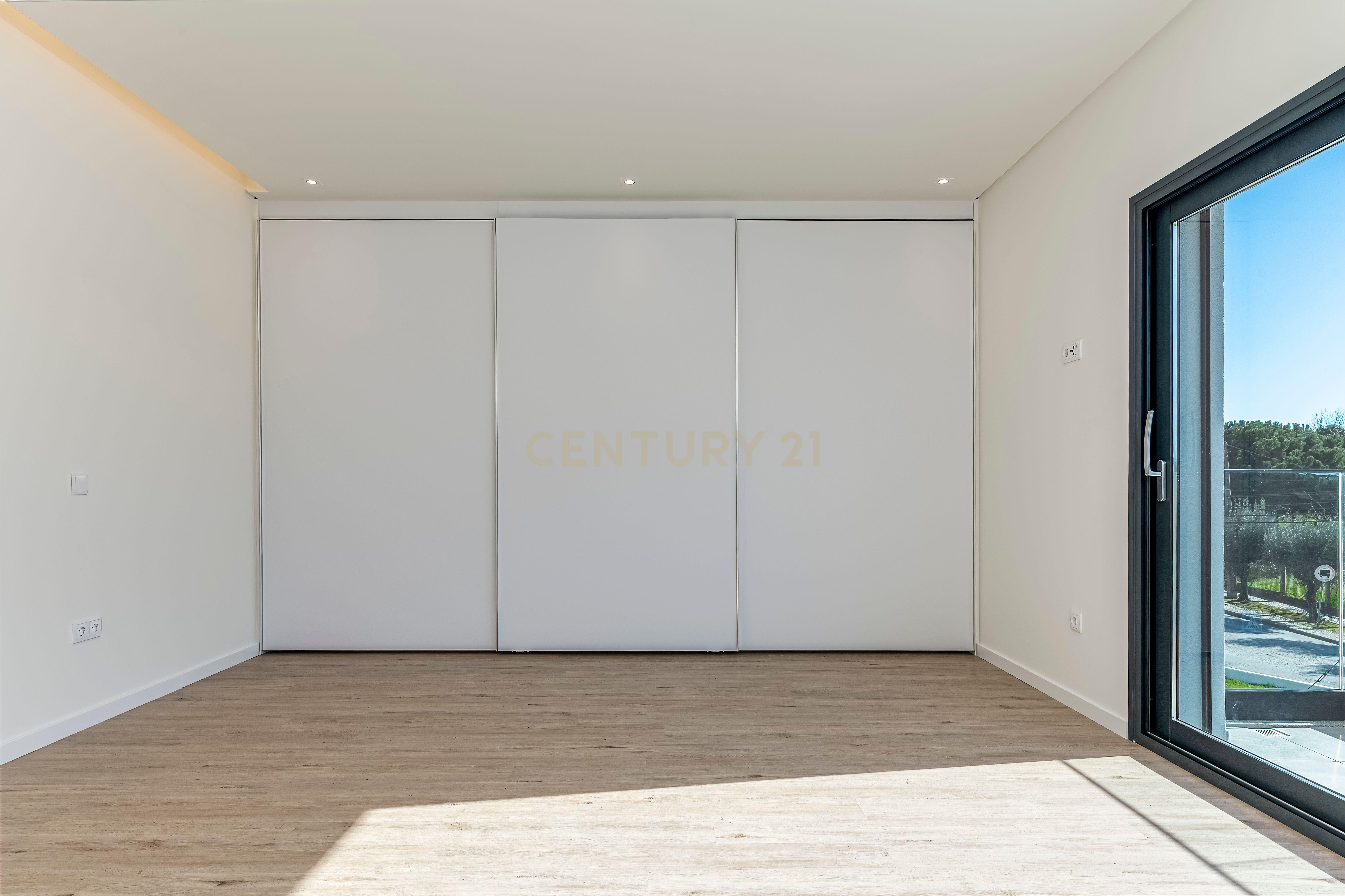 Condomínio Villas Mor || Moradia T4 - Segmento de Luxo || Aveiras de Cima || OBRA NOVA - Image 47