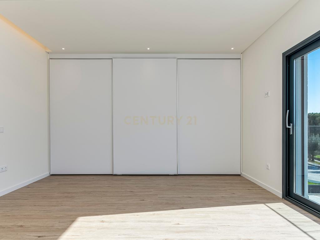 Condomínio Villas Mor || Moradia T4 - Segmento de Luxo || Aveiras de Cima || OBRA NOVA - Image 47
