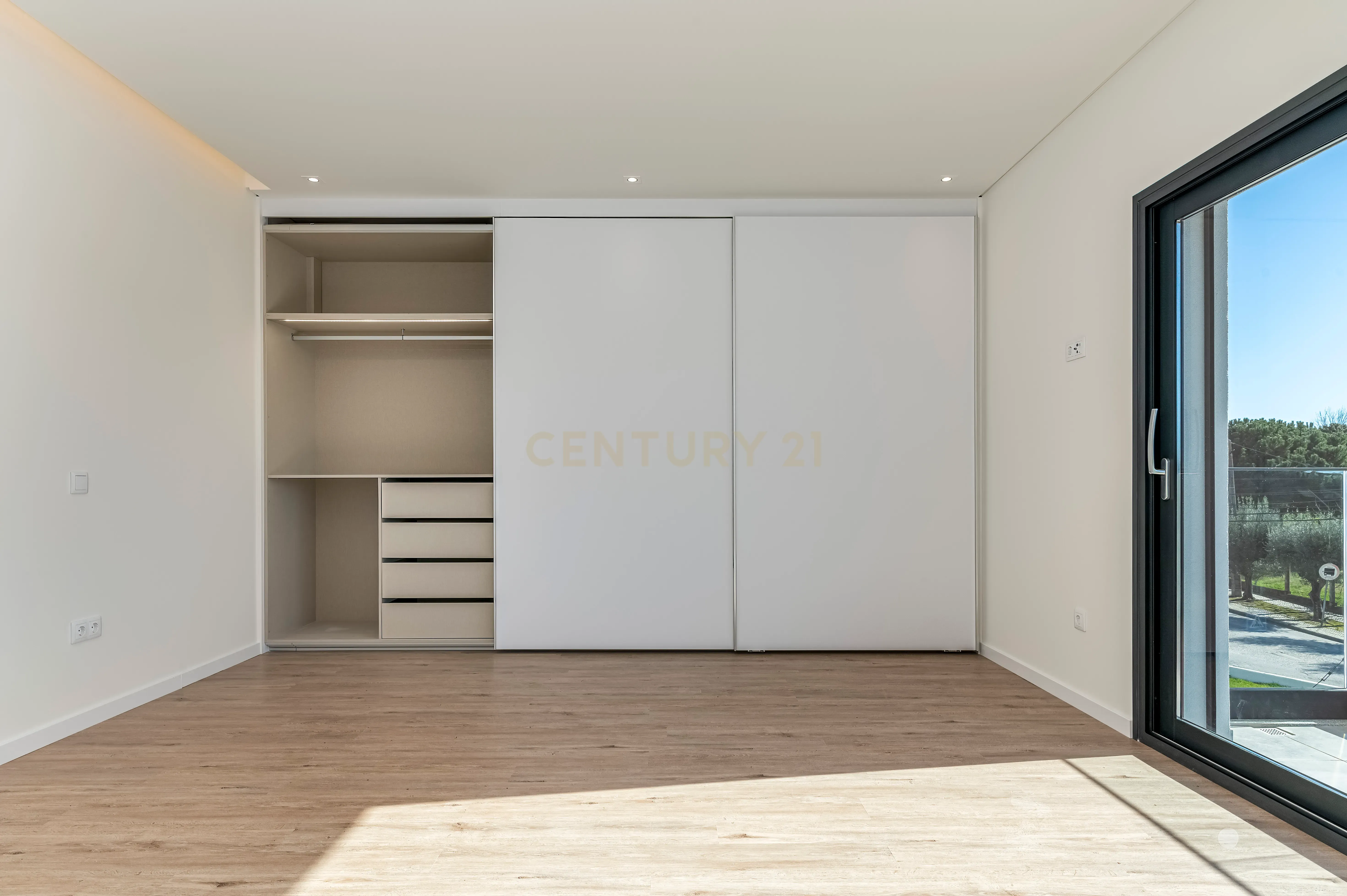 Condomínio Villas Mor || Moradia T4 - Segmento de Luxo || Aveiras de Cima || OBRA NOVA - Image 49