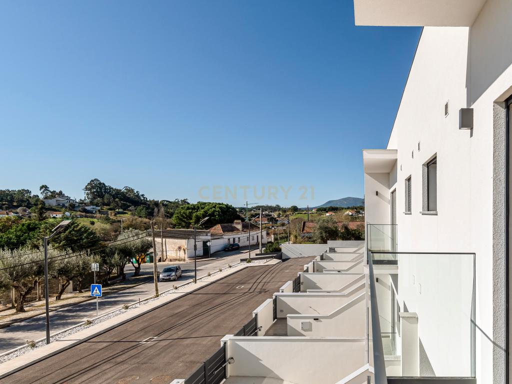 Condomínio Villas Mor || Moradia T4 - Segmento de Luxo || Aveiras de Cima || OBRA NOVA - Image 52