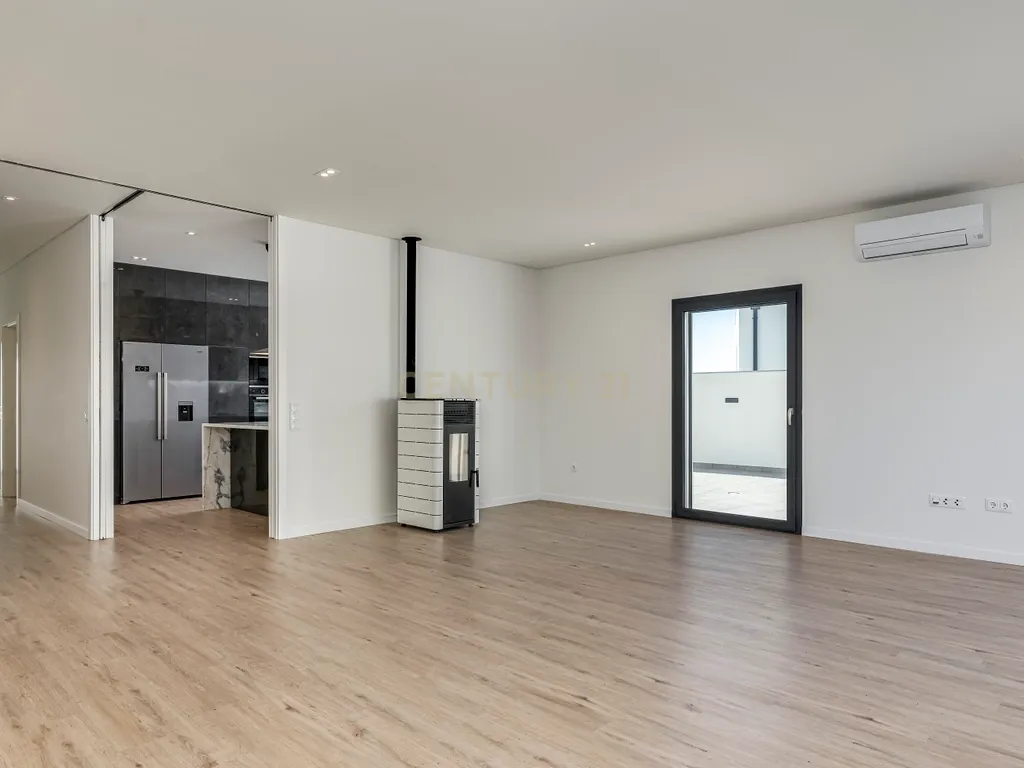 Condomínio Villas Mor || Moradia T4 - Segmento de Luxo || Aveiras de Cima || OBRA NOVA - Image 17