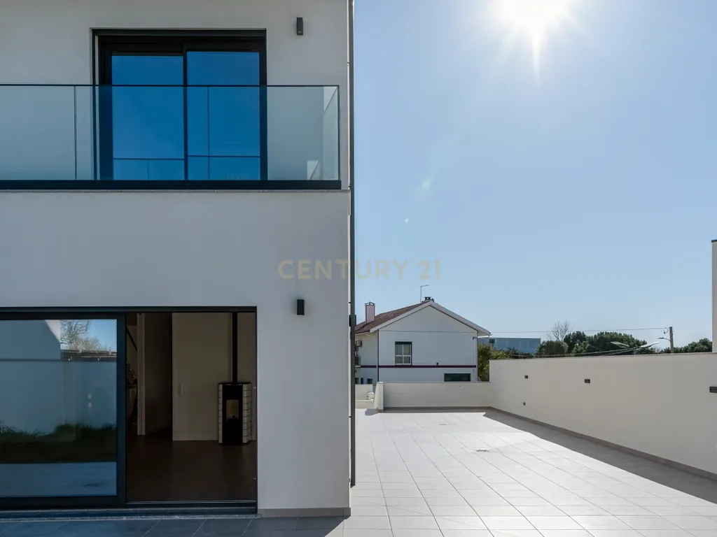 Condomínio Villas Mor || Moradia T4 - Segmento de Luxo || Aveiras de Cima || OBRA NOVA - Image 24