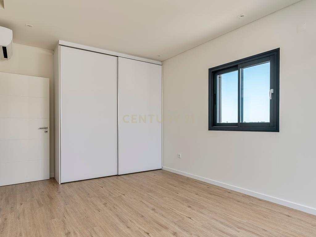 Condomínio Villas Mor || Moradia T4 - Segmento de Luxo || Aveiras de Cima || OBRA NOVA - Image 35