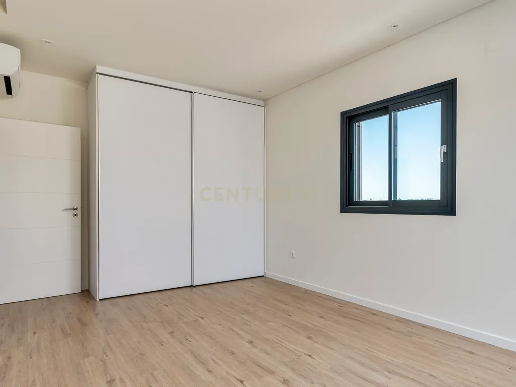 Condomínio Villas Mor || Moradia T4 - Segmento de Luxo || Aveiras de Cima || OBRA NOVA - Image 35