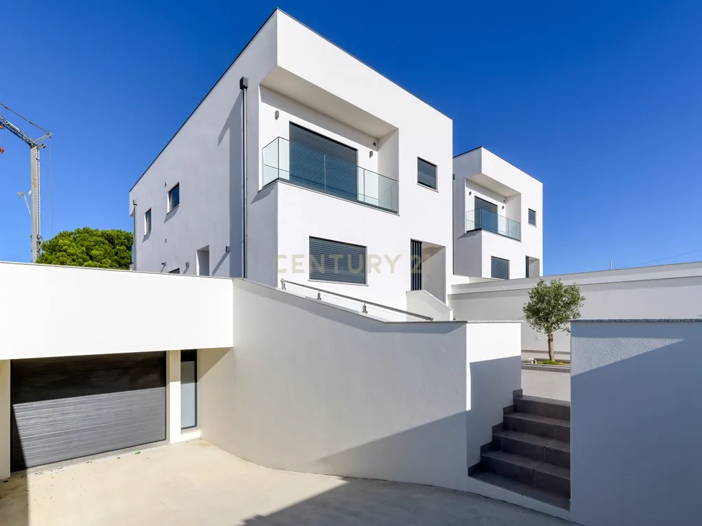 Condomínio Villas Mor || Moradia T4 - Segmento de Luxo || Aveiras de Cima || OBRA NOVA - Image 5