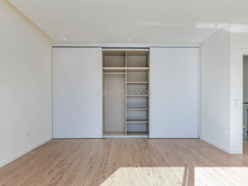 Condomínio Villas Mor || Moradia T4 - Segmento de Luxo || Aveiras de Cima || OBRA NOVA - Image 47