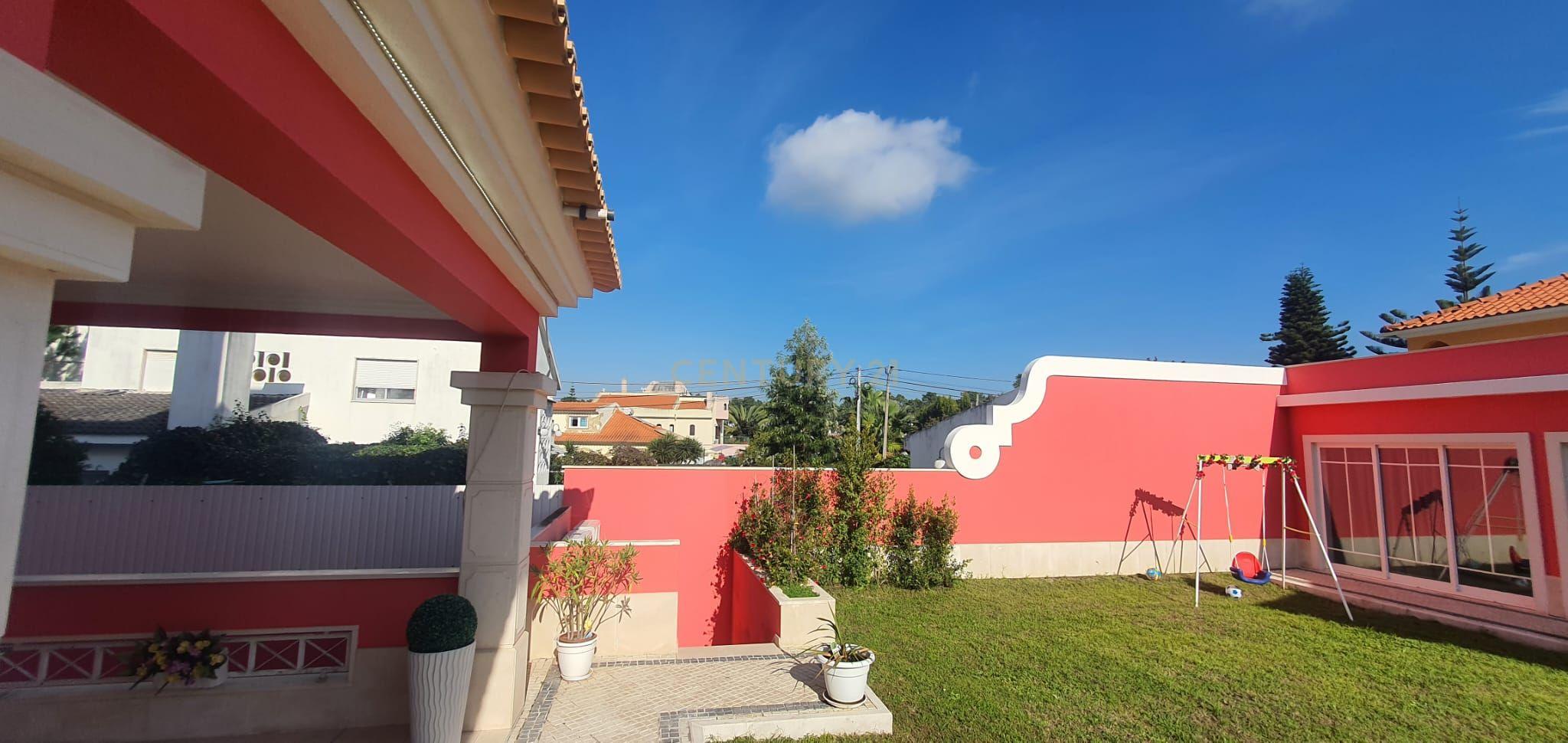 Moradia Premium Isolada situada na avenida da Verdizela ( LUXO ) - Image 32