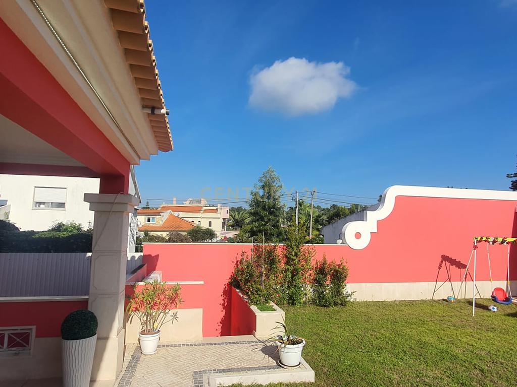 Moradia Premium Isolada situada na avenida da Verdizela ( LUXO ) - Image 32