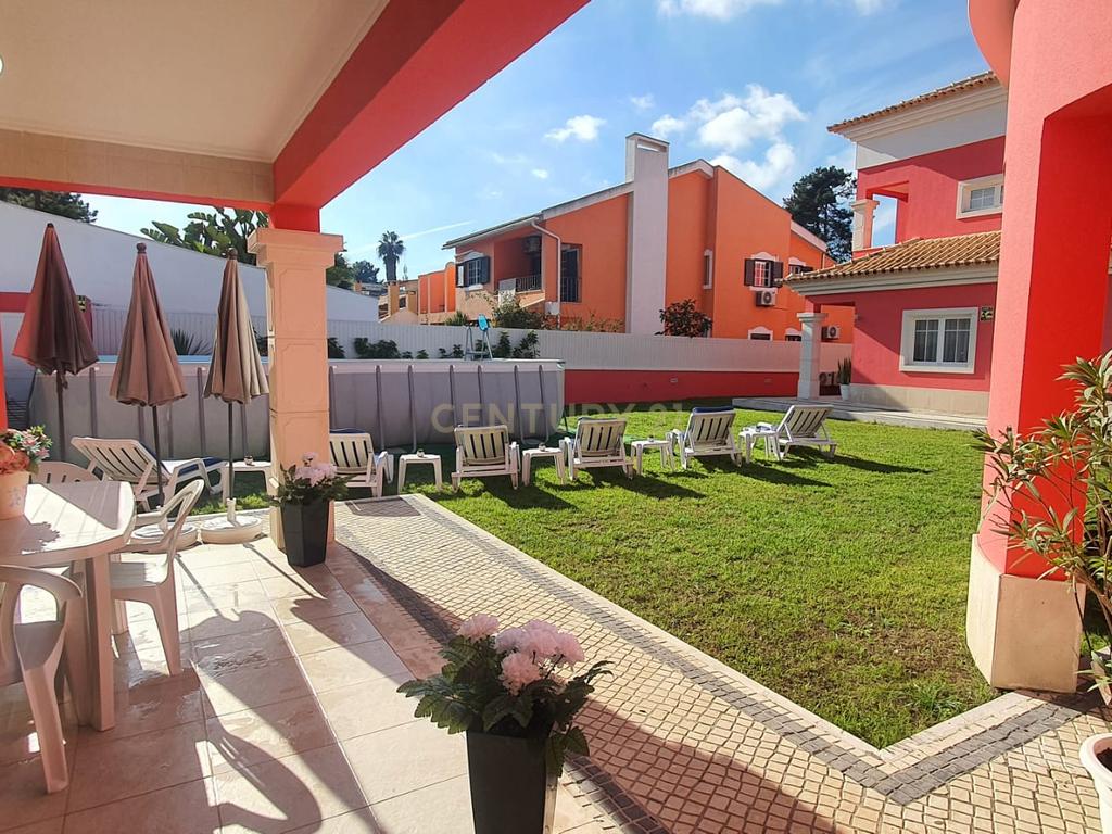 Moradia Premium Isolada situada na avenida da Verdizela ( LUXO ) - Image 1
