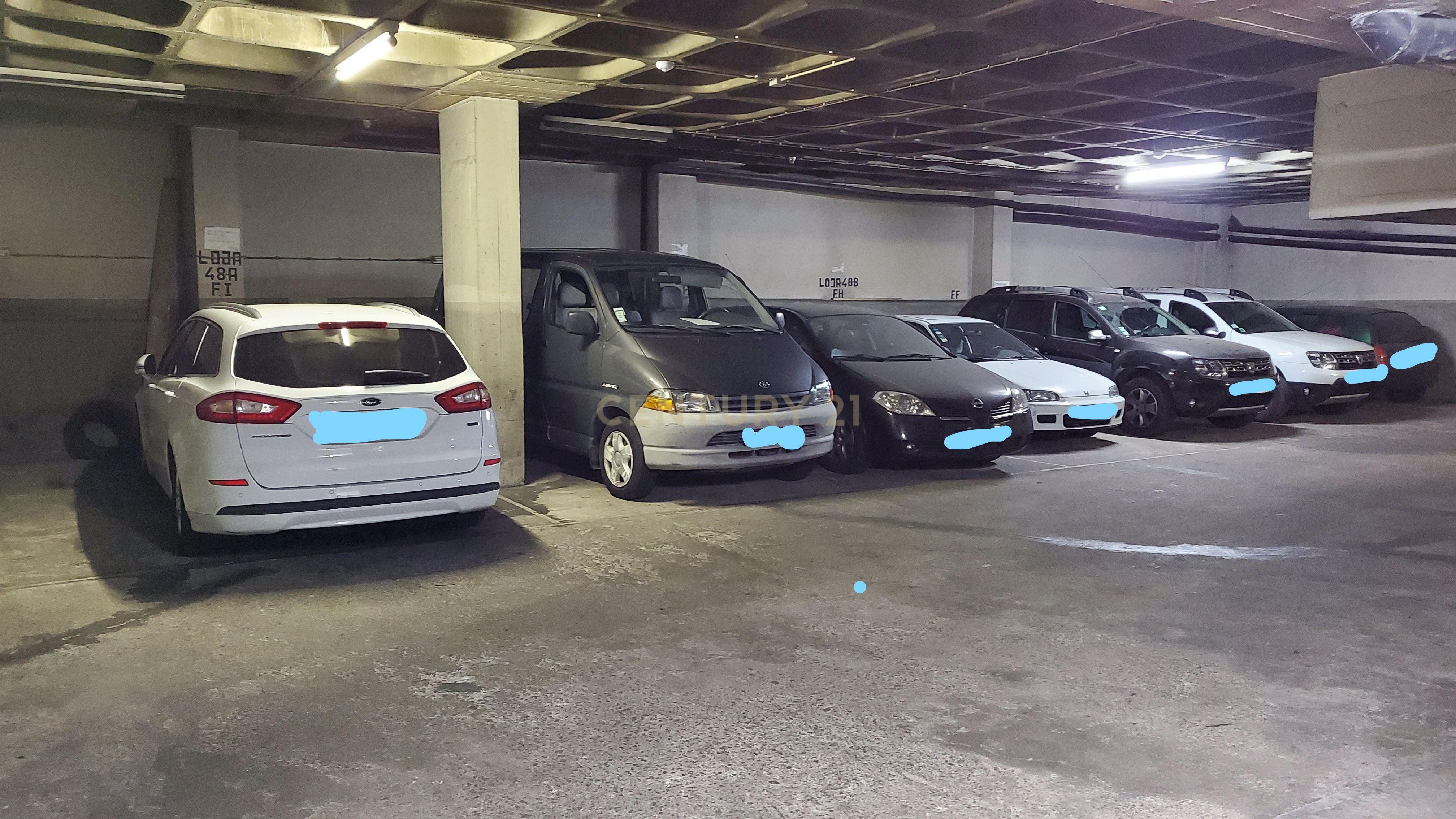 Loja em Lisboa com Acessibilidade e Garagem - 219.5m² - Image 8