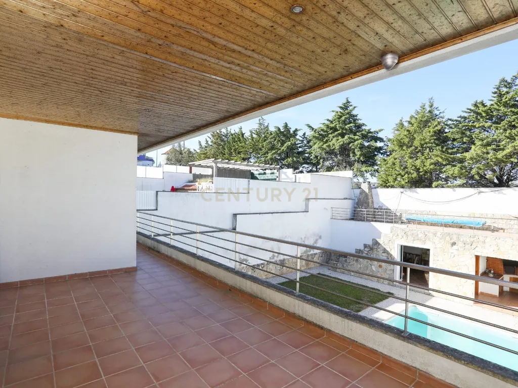 Moradia em Caneças, com piscina, sótao e um anexo com churrasqueira e quarto independente - Image 32