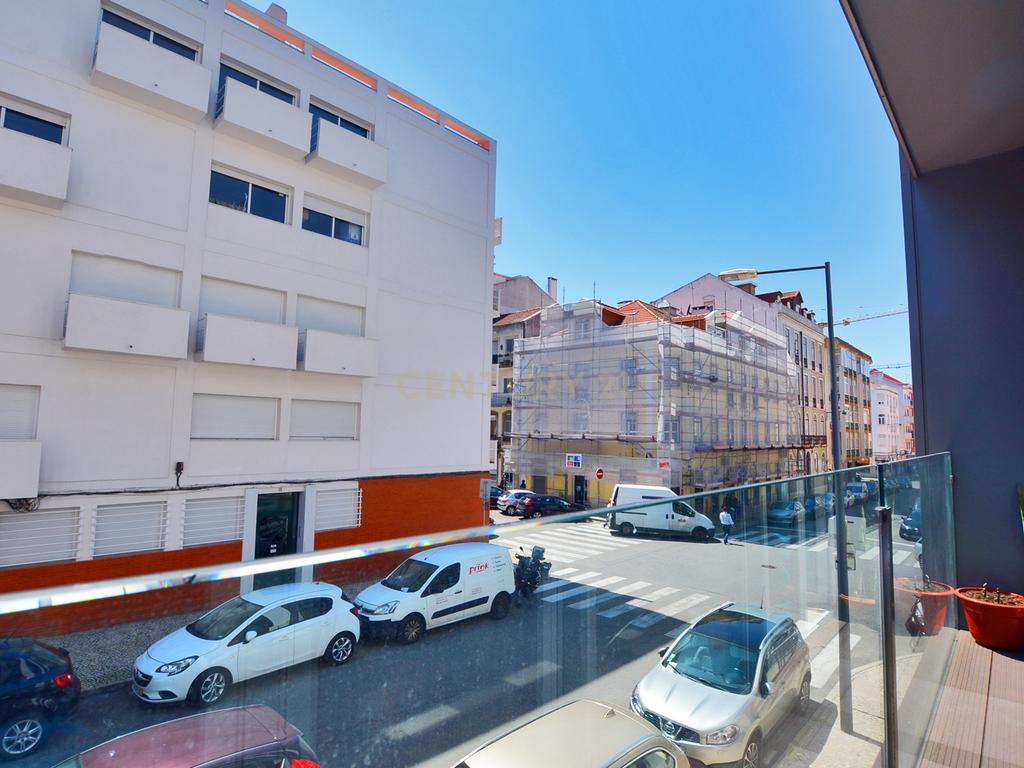 Apartamento T1 em Campo de Ourique, Rua Correia Teles - Image 12