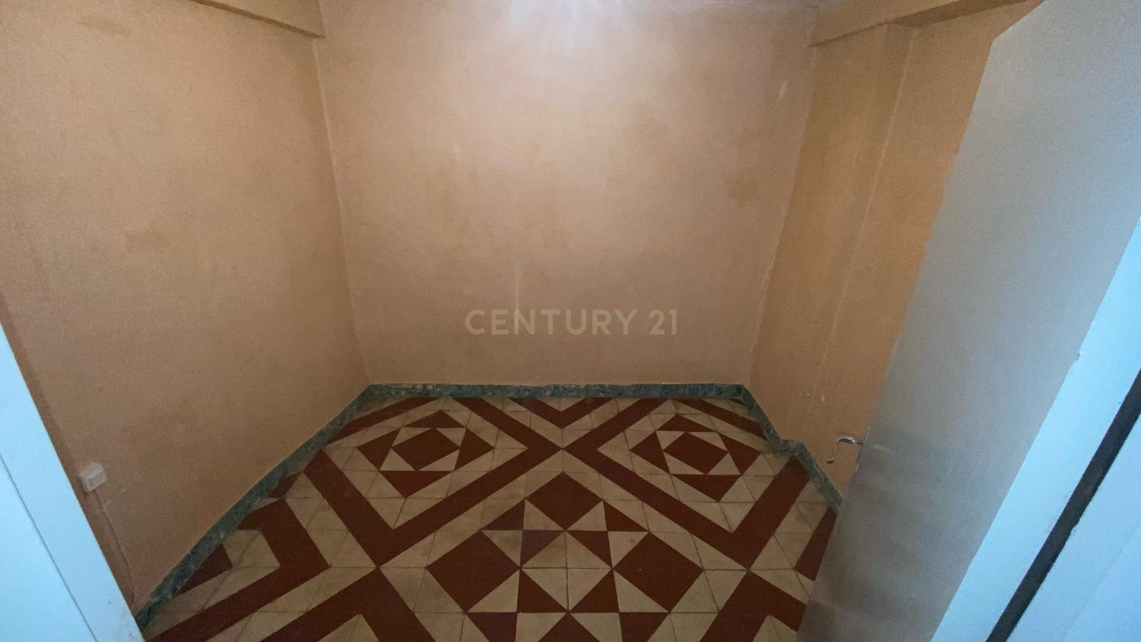 undefined - Image 4