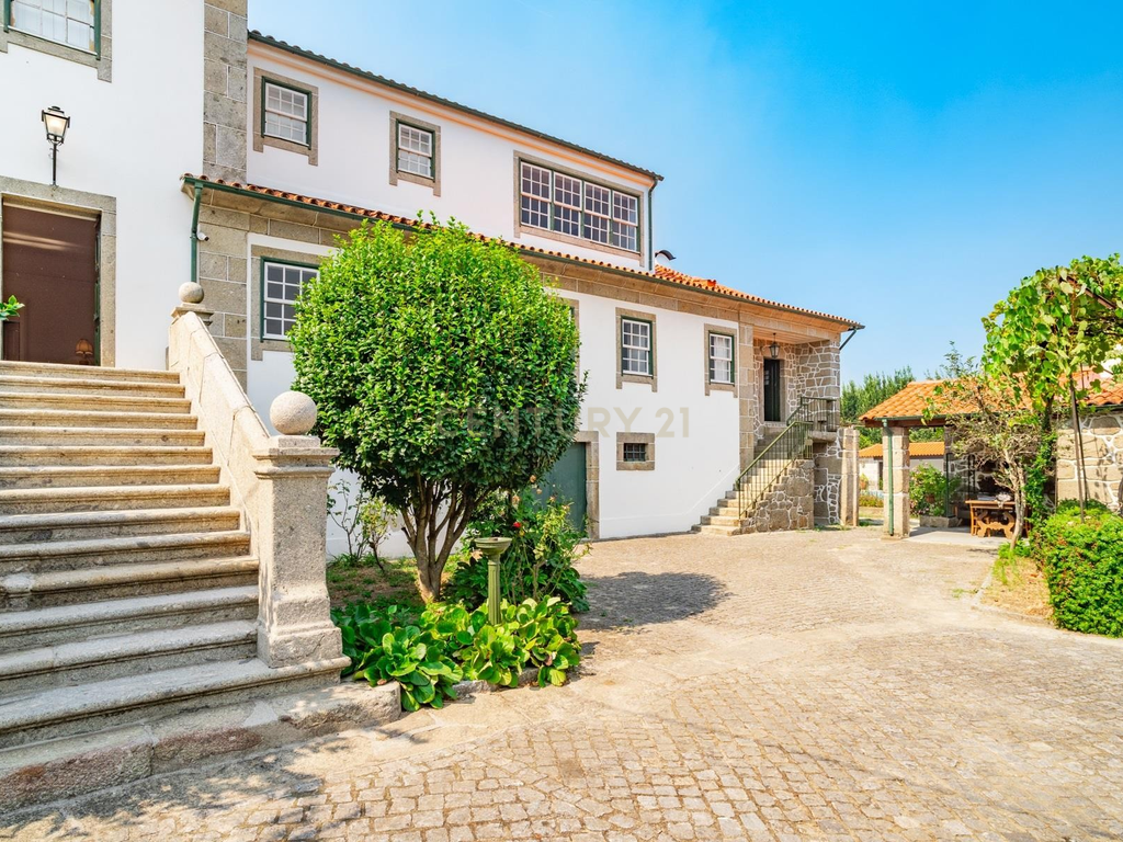 Casa Senhorial com 975 m2 em Amares, Braga - Image 52