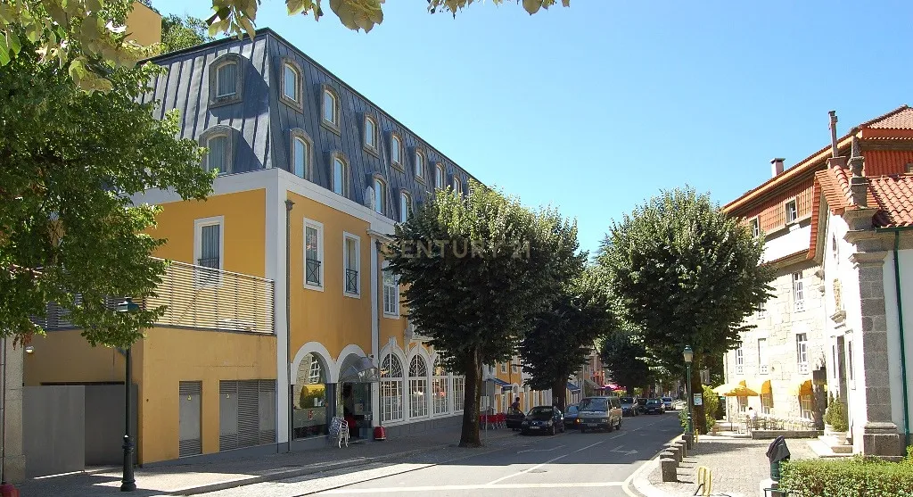 Apartamento T2 de Luxo novos no centro da Vila do Gerês Fração F - Image 23