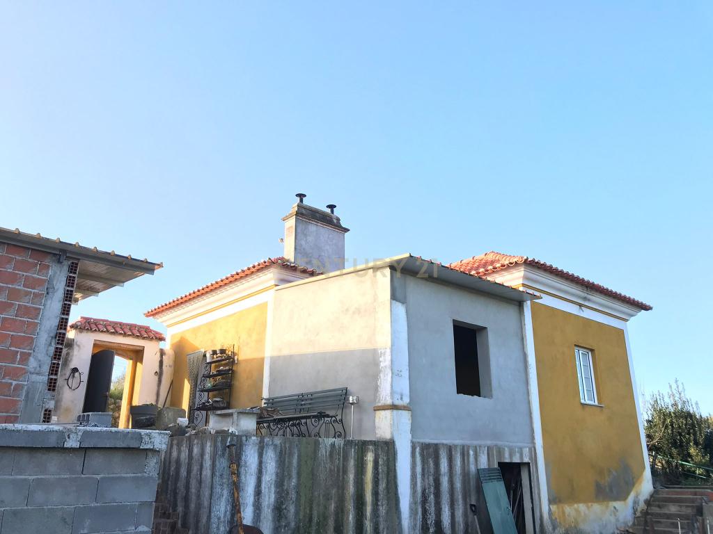 Quinta localizada em Amieira do Tejo, em Nisa, distrito de Portalegre - Image 3