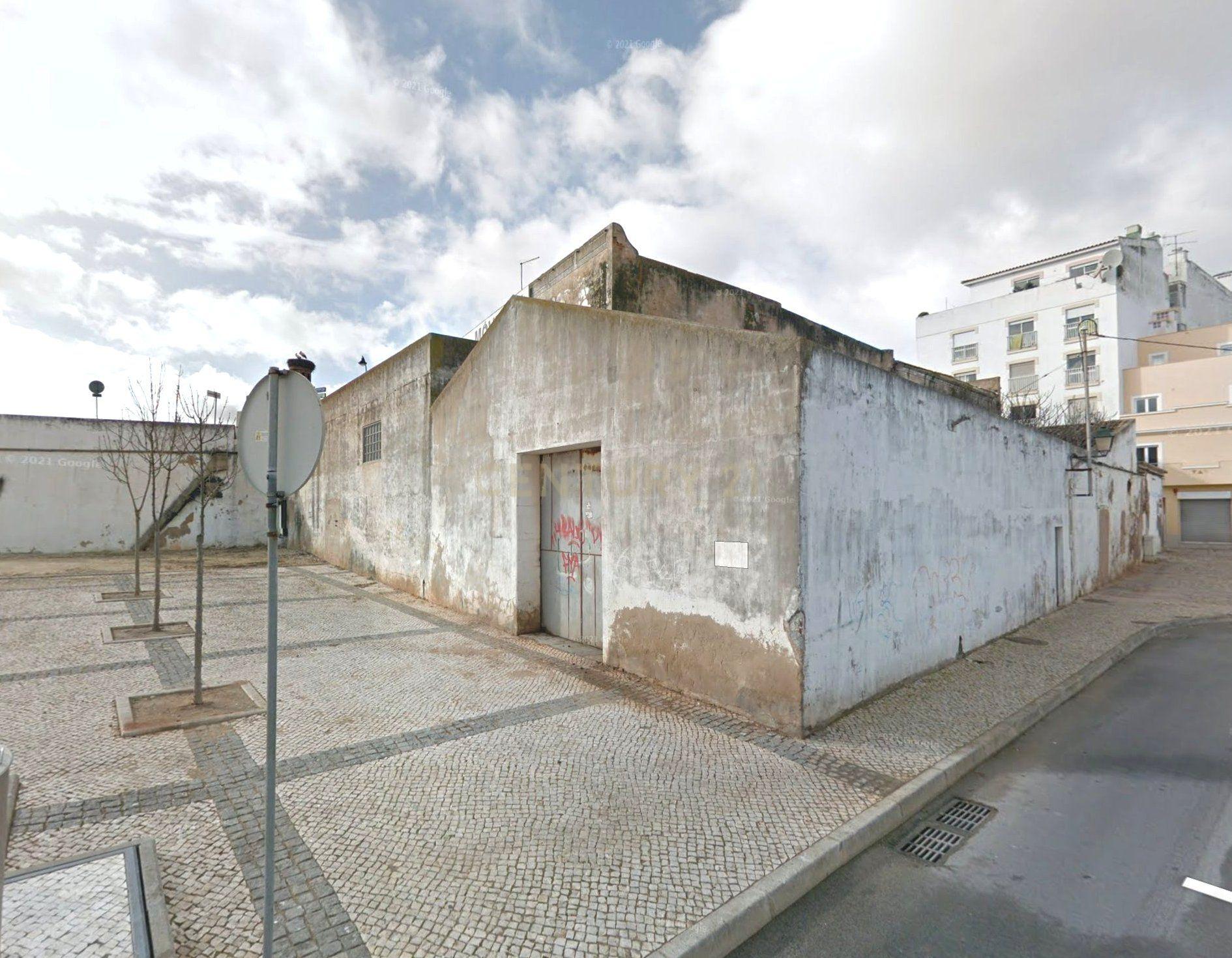 Prédio em Portimão, vista rio Arade, Algarve - Image 6