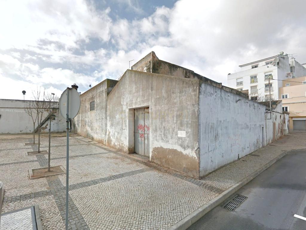 Prédio em Portimão, vista rio Arade, Algarve - Image 6