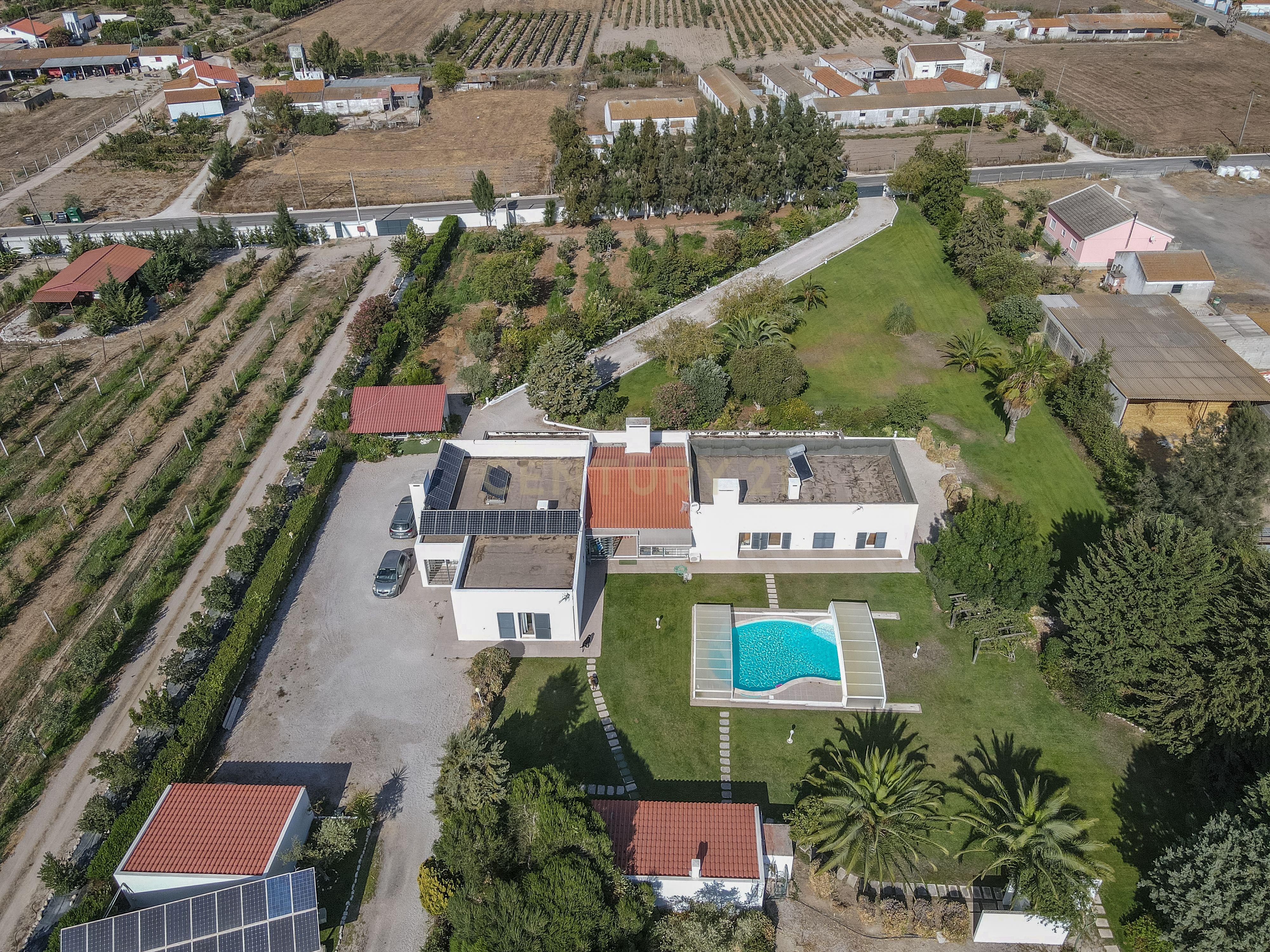 QUINTA DO POCEIRÃO - 2 MORADIAS - GARAGENS - PISCINA - ANEXOS - PALMELA - Image 77