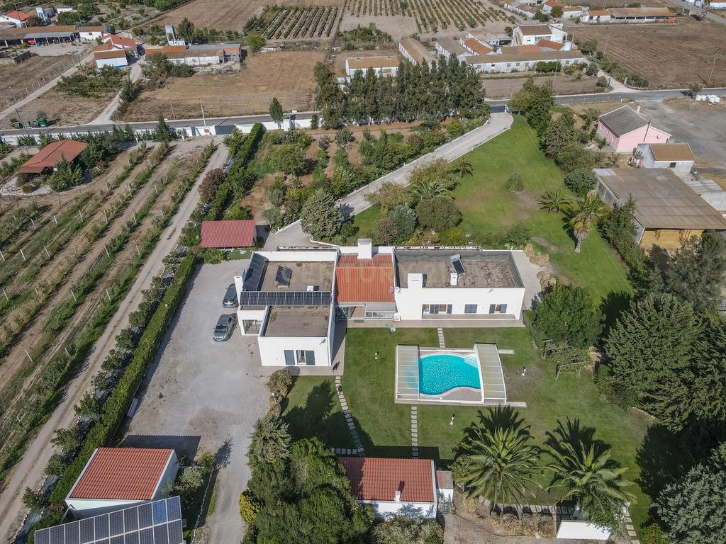 QUINTA DO POCEIRÃO - 2 MORADIAS - GARAGENS - PISCINA - ANEXOS - PALMELA - Image 77