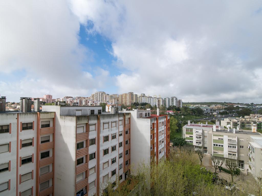 Oportunidade Unica - Apartamento T3 c/ garagem | Damaia de Cima - Image 38