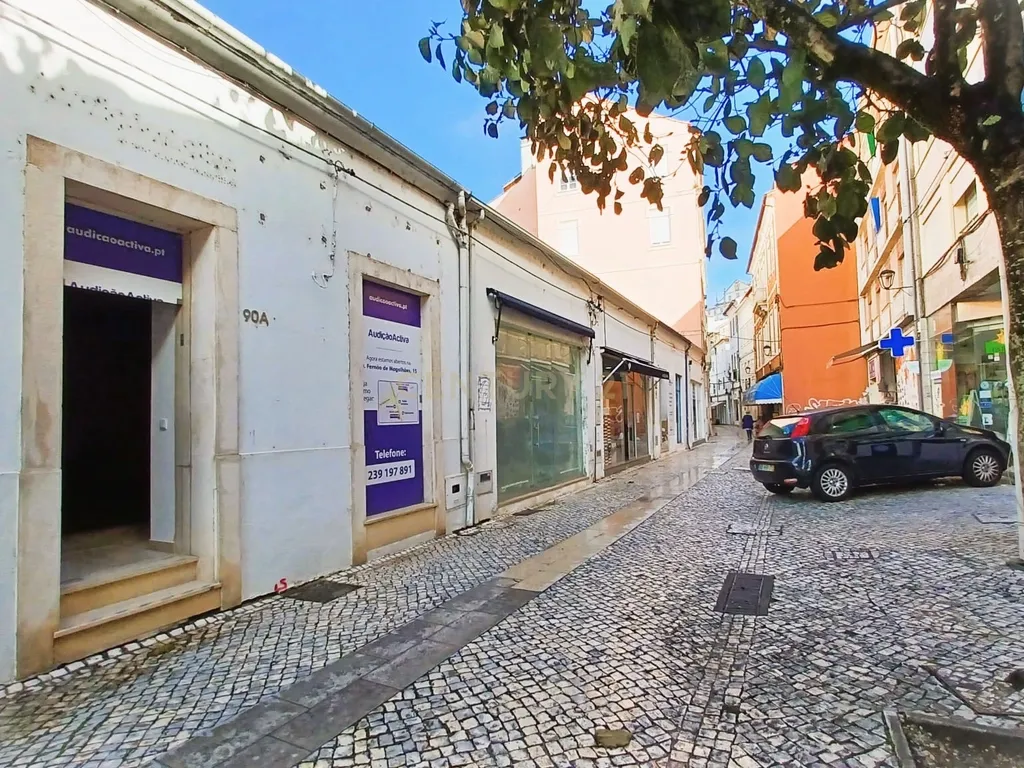 Loja na Baixa de Coimbra - Image 4