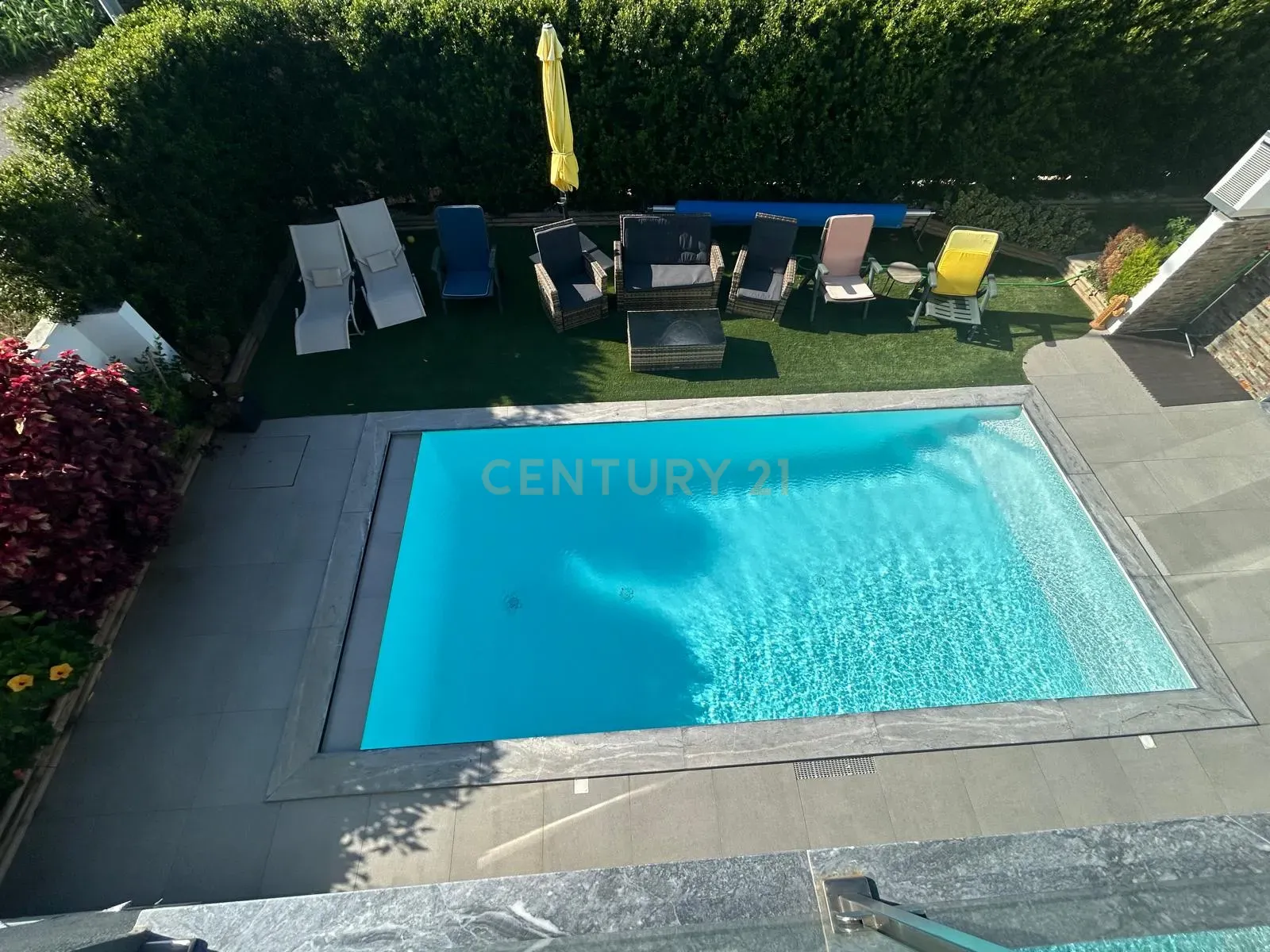 MORADIA ISOLADA, T4, com JARDIM e PISCINA AQUECIDA, CAPARICA - ALMADA - Image 61