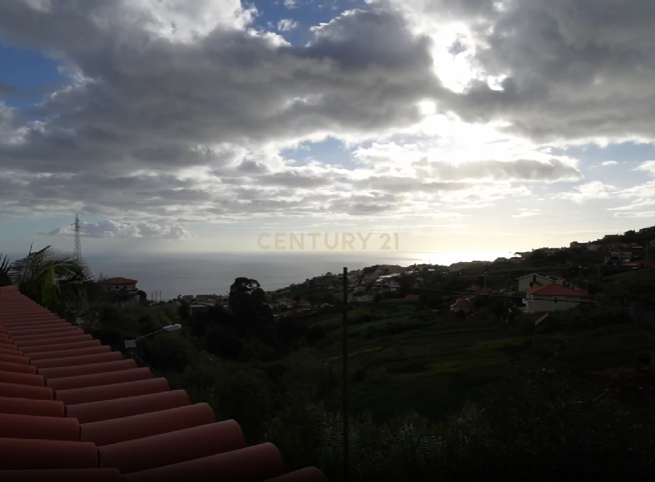 Moradia T3 Com Sótão Habitável e Vista Mar na Ponta do Sol - Image 21