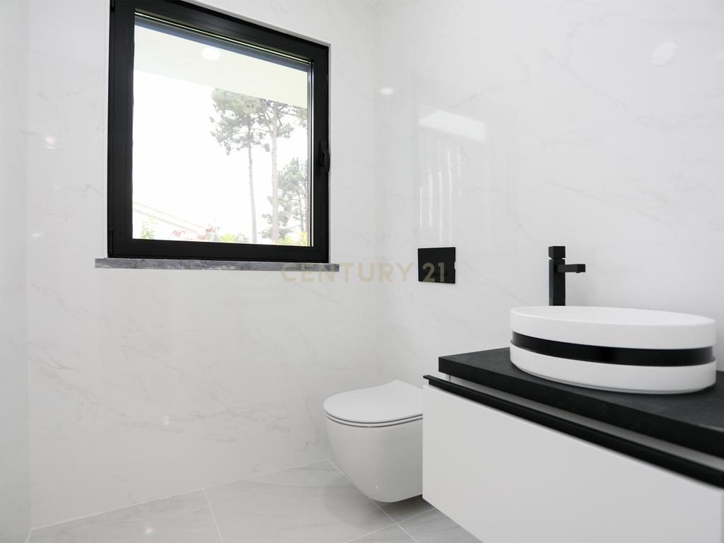 Moradia Luxo 4 Quartos na Verdizela - Image 25