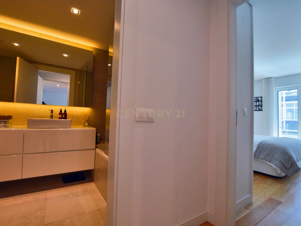Apartamento T1 em Campo de Ourique, Rua Correia Teles - Image 16