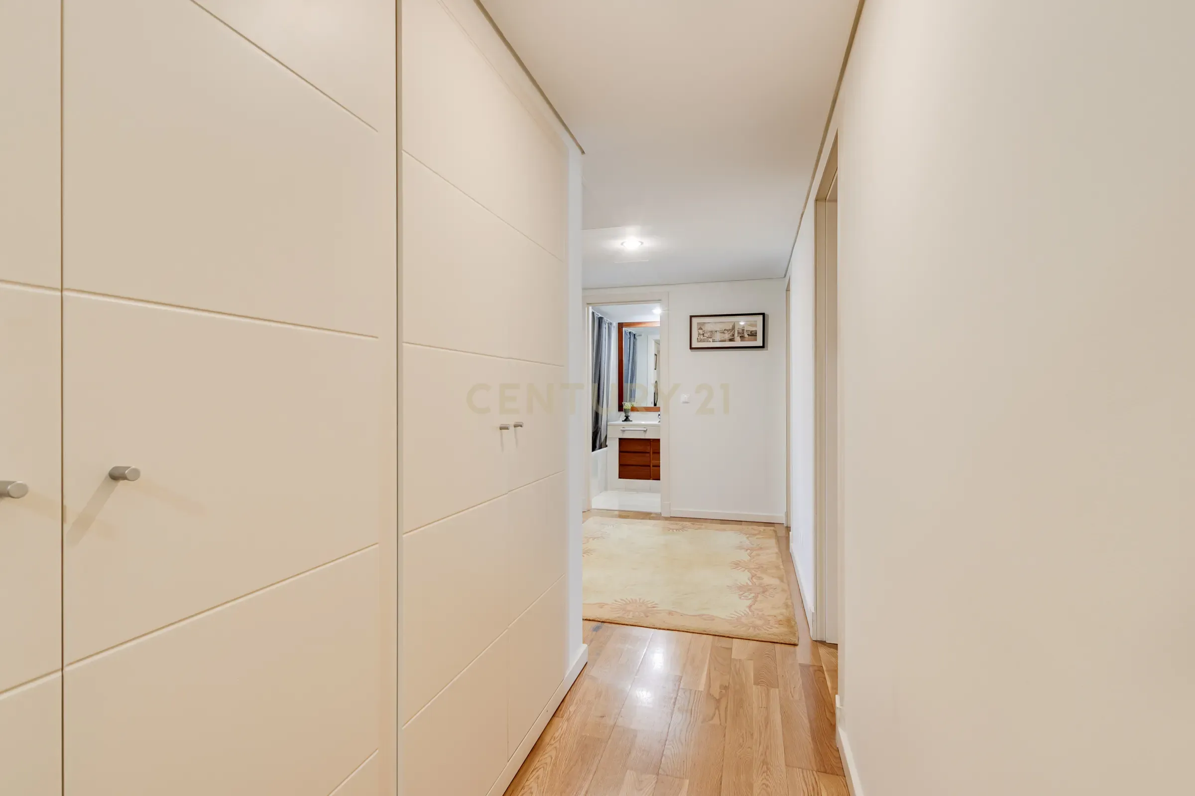 Apartamento T5 em Benfica – 240m² | Junto ao Estádio do Benfica - Image 17