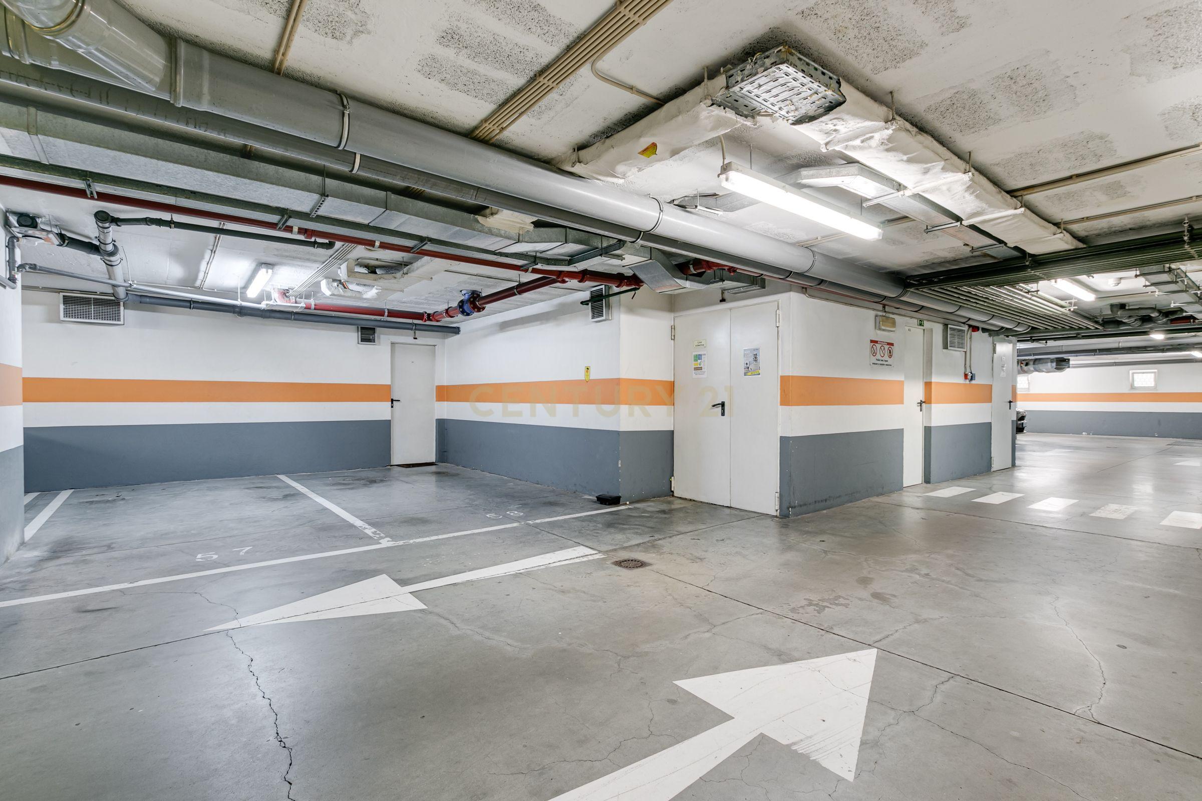 Apartamento T5 em Benfica – 240m² | Junto ao Estádio do Benfica - Image 48