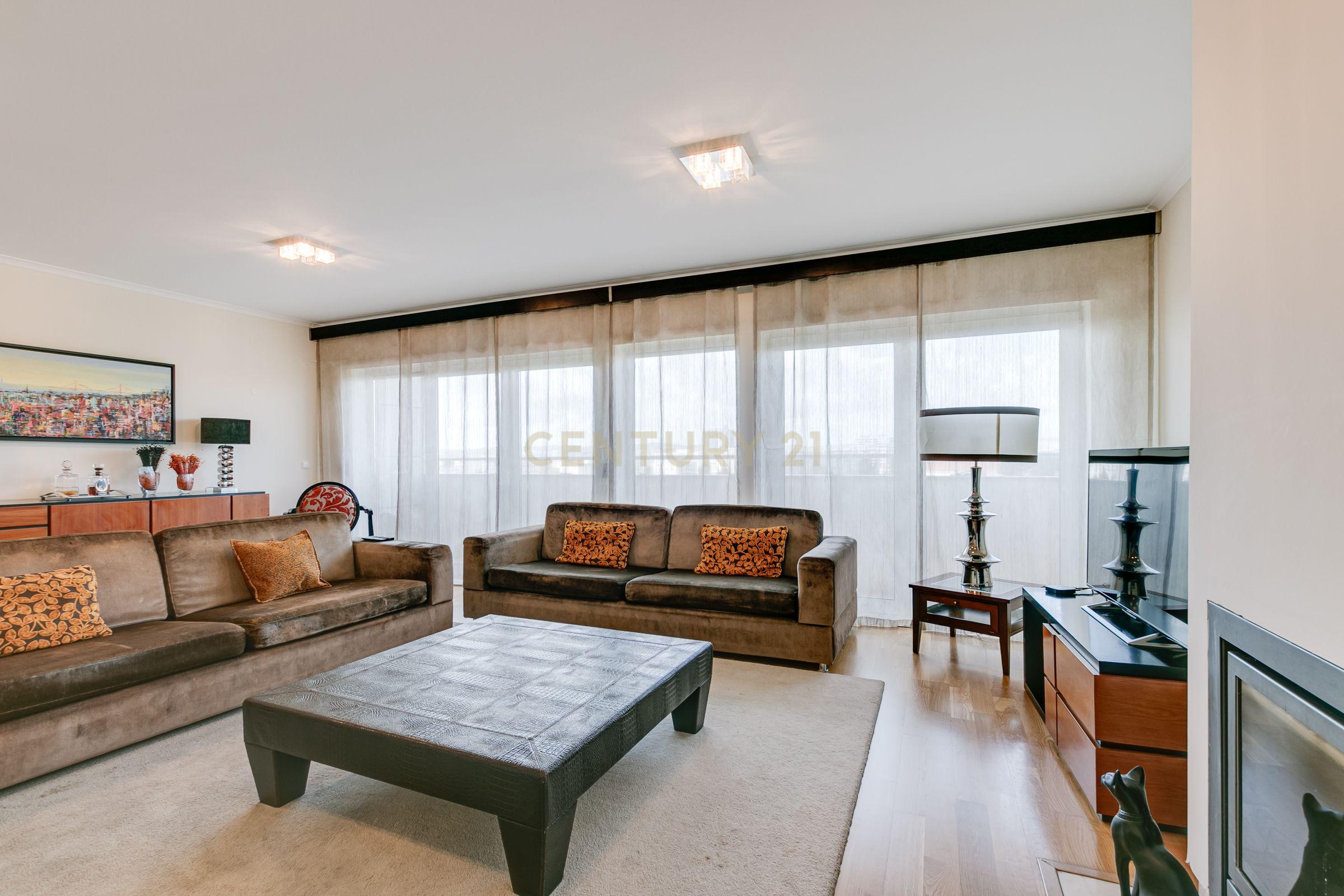 Apartamento T5 em Benfica – 240m² | Junto ao Estádio do Benfica - Image 31