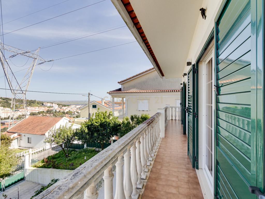 Moradia T4 - Image 51