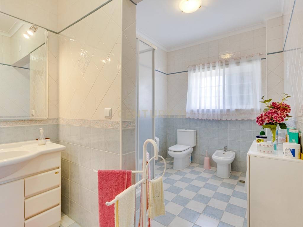 Moradia T4 - Image 45