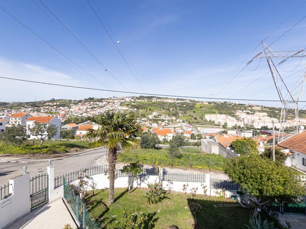 Moradia T4 - Image 8
