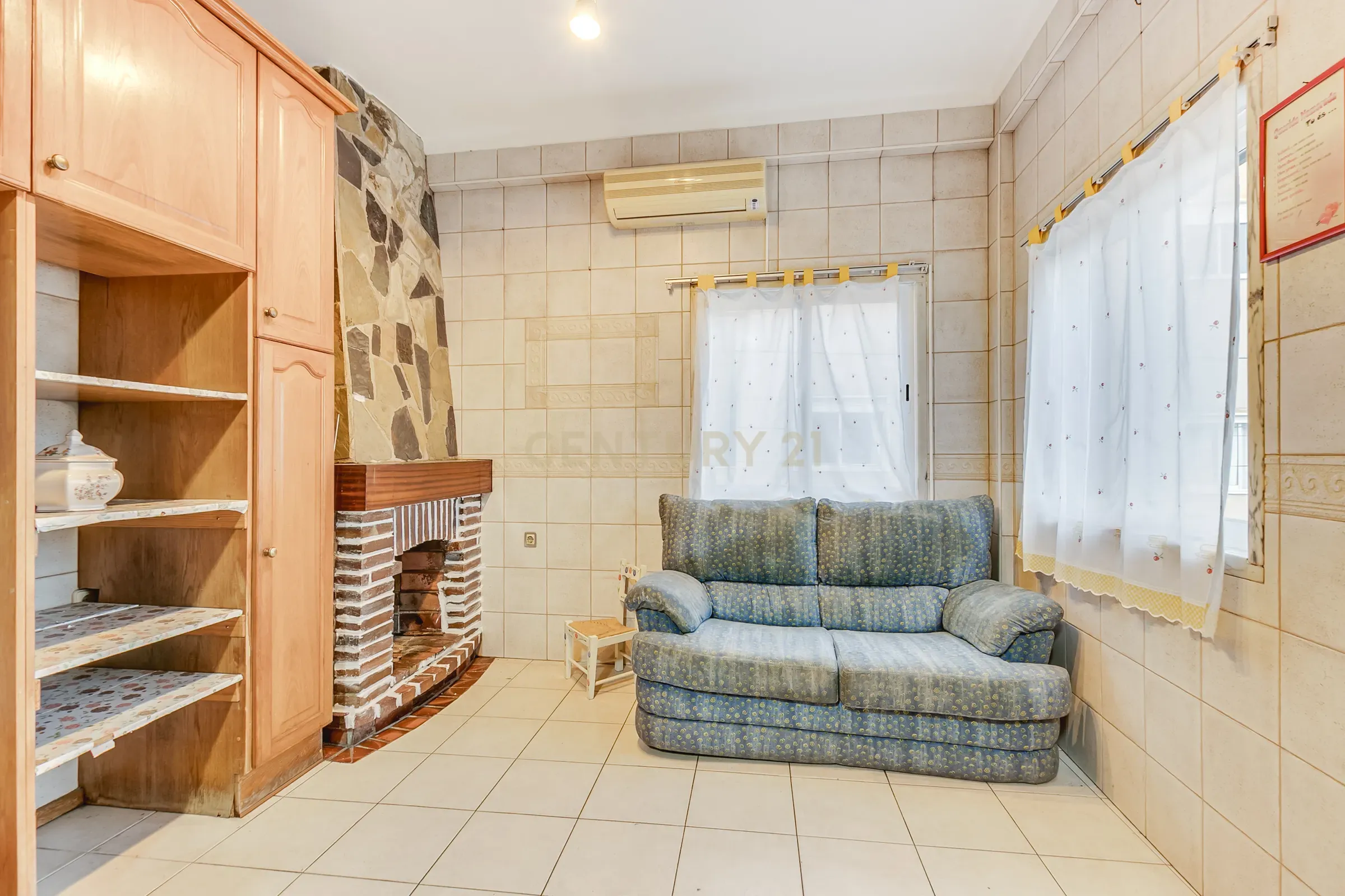 MORADIA BI-FAMILIAR - CATUJAL / LOURES - Image 39