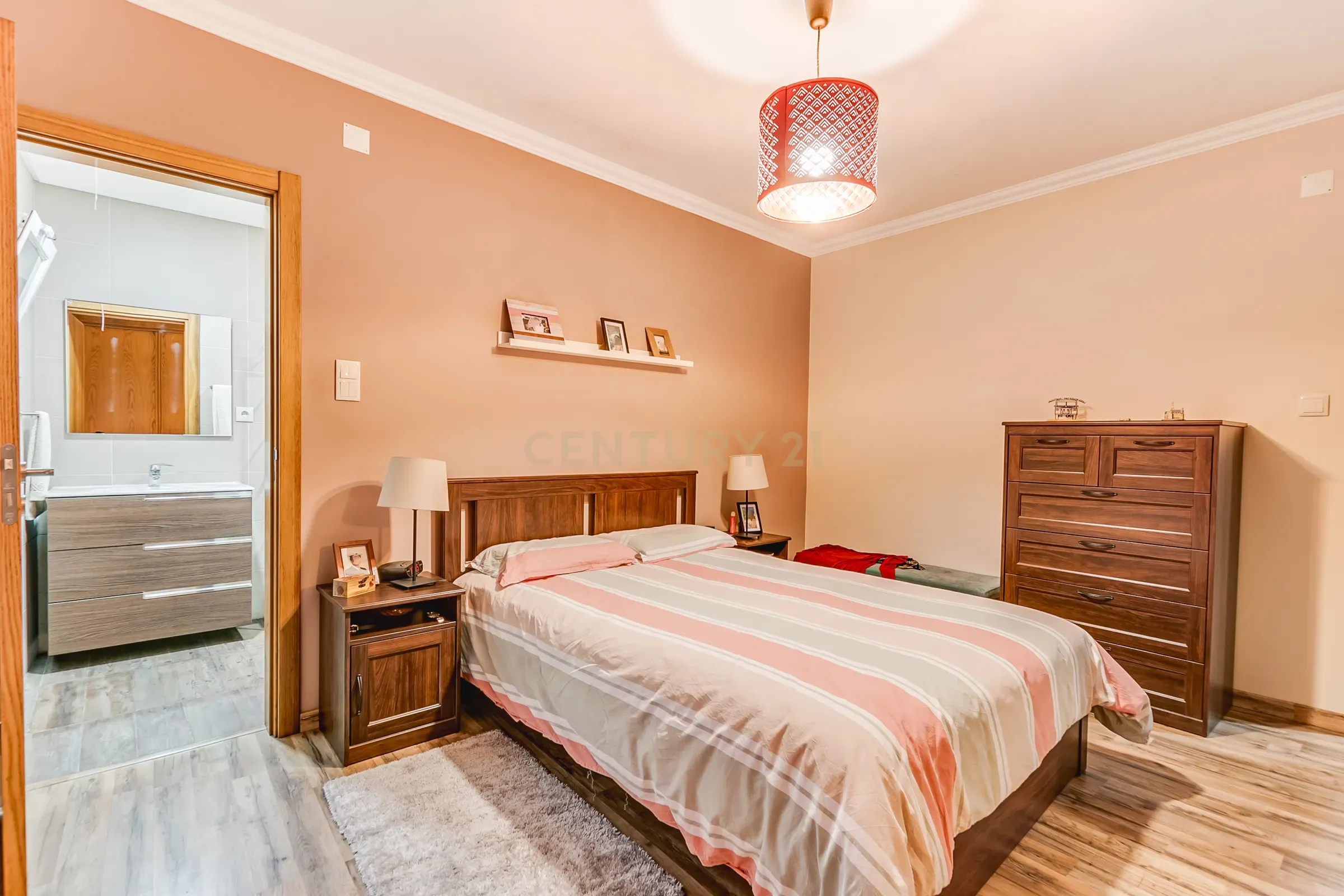 MORADIA BI-FAMILIAR - CATUJAL / LOURES - Image 12