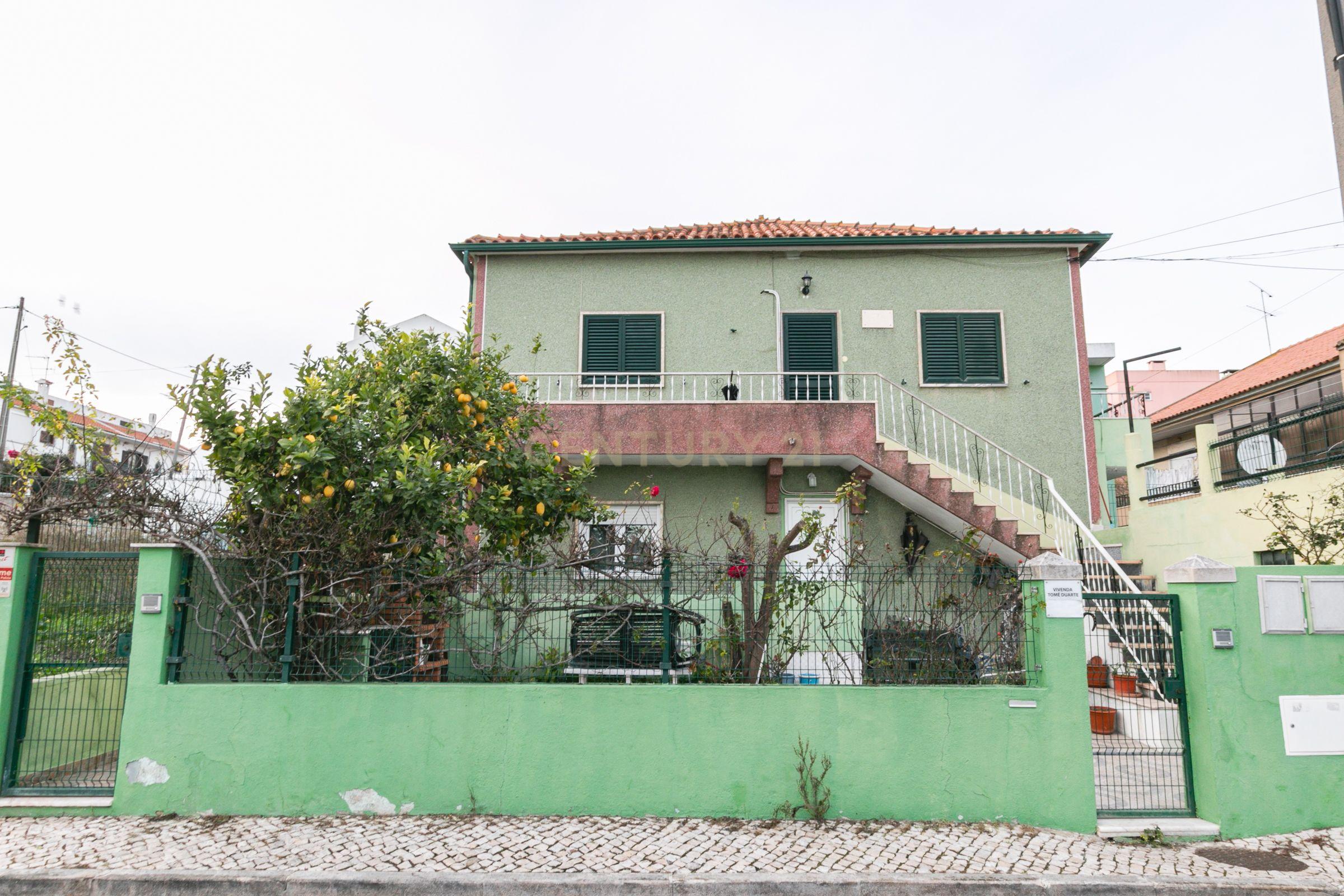 MORADIA BI-FAMILIAR - CATUJAL / LOURES - Image 45