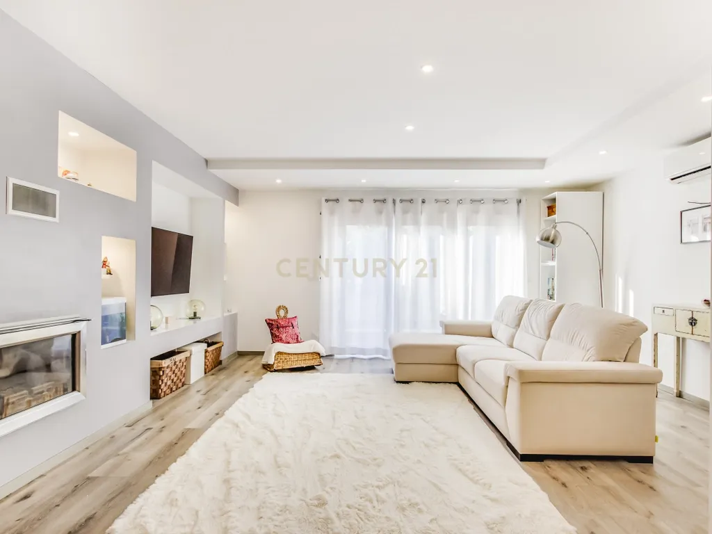 Oeiras Murganhal Moradia Contemporânea - Image 1