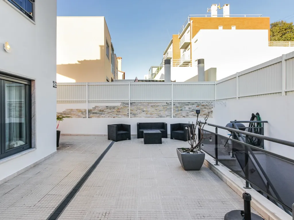 Oeiras Murganhal Moradia Contemporânea - Image 29
