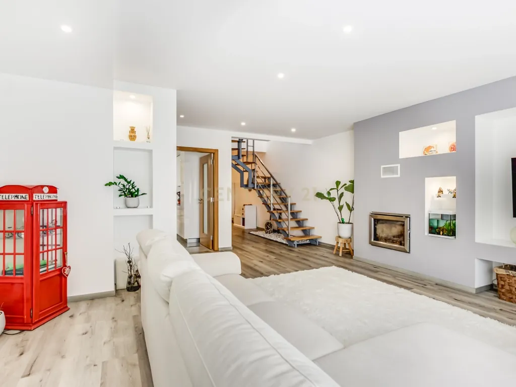 Oeiras Murganhal Moradia Contemporânea - Image 2